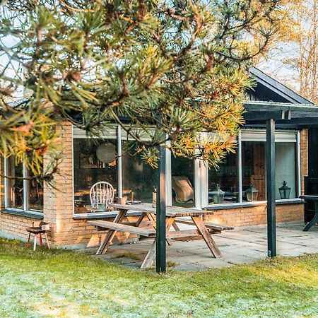 2 Person Holiday Home In Tarm Fjerbaek Exterior photo